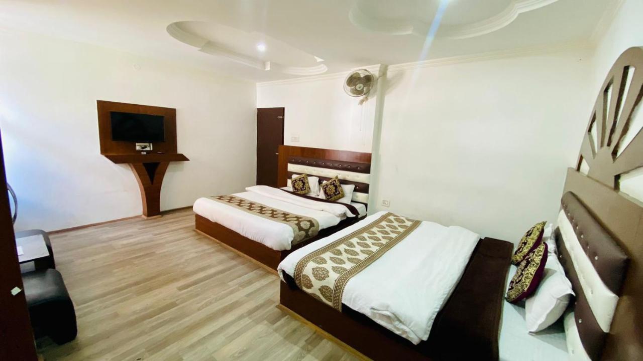 Hotel Purnima Riverside Касоль Екстер'єр фото