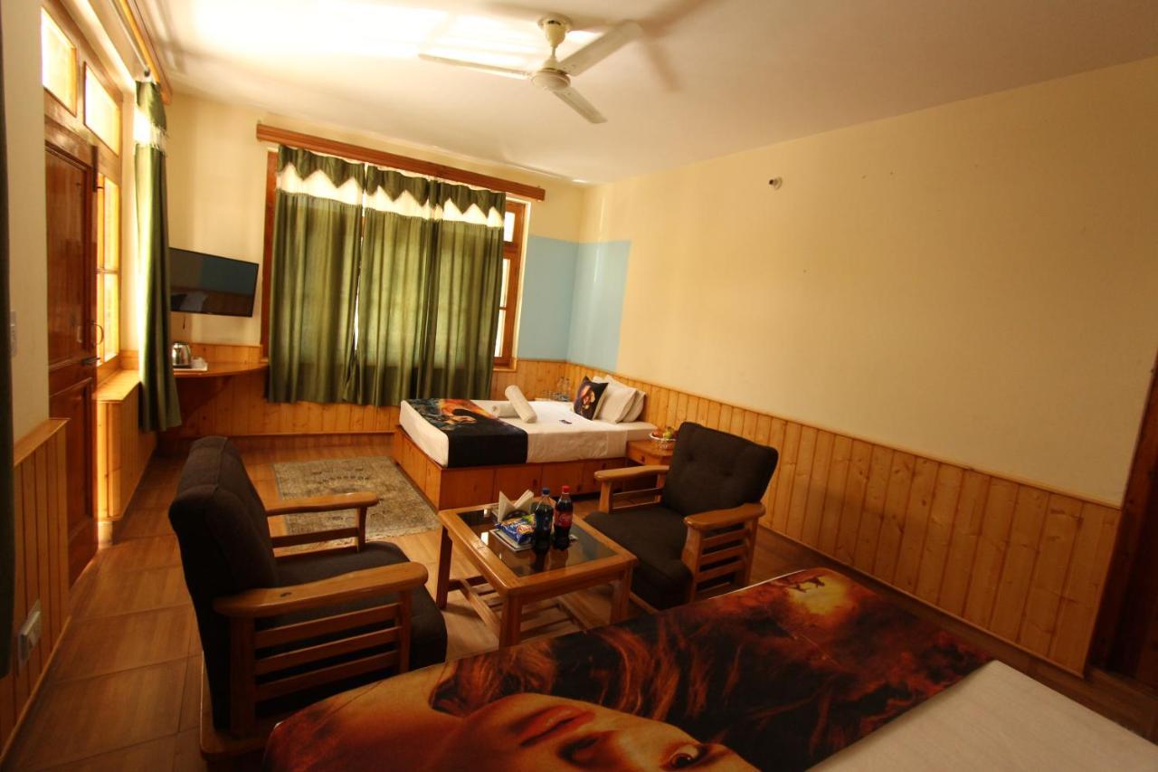 Hotel Purnima Riverside Касоль Екстер'єр фото